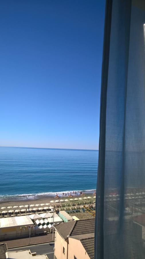Hotel Ideale Varazze Exterior foto